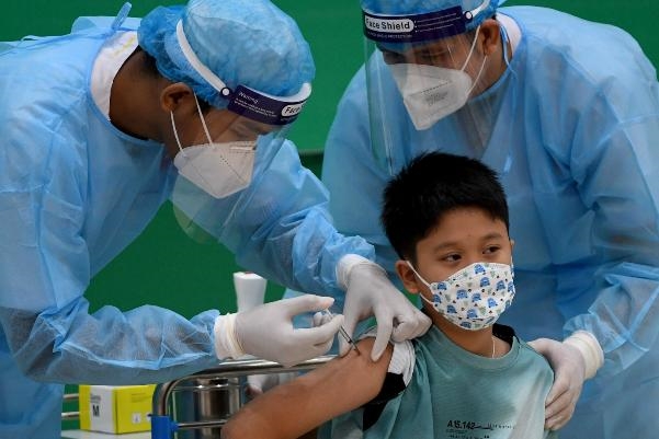 Đẩy mạnh hơn nữa việc tiêm phòng vaccine Covid-19 nhất là cho trẻ em