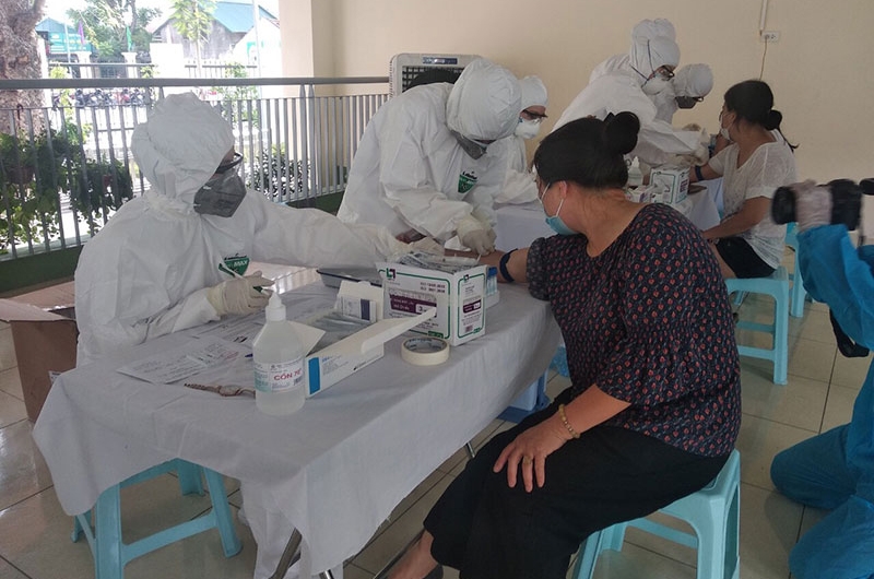 Bộ Y tế hướng dẫn về mức giá thanh toán chi phí xét nghiệm Covid-19