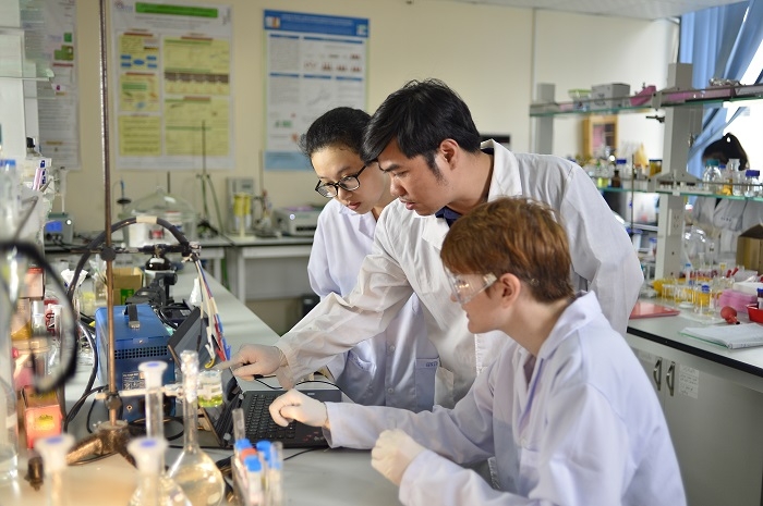 Quy định mới về công dân Việt Nam ra nước ngoài giảng dạy, học tập, Ok365.com link không chặn khoa học