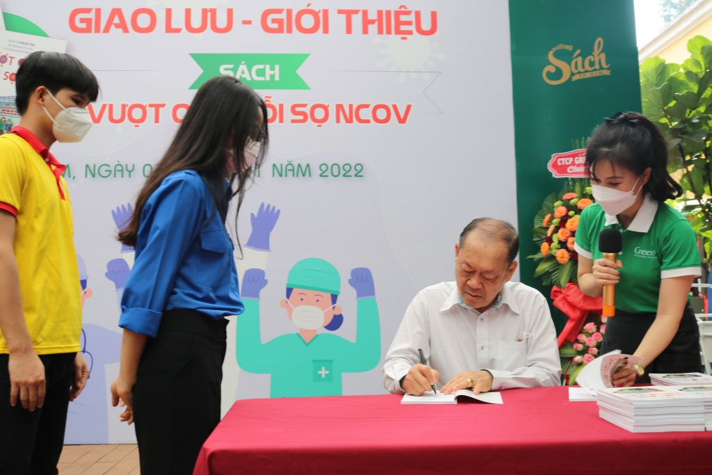 Luyện tập thể dục là vắc xin tinh thần để 