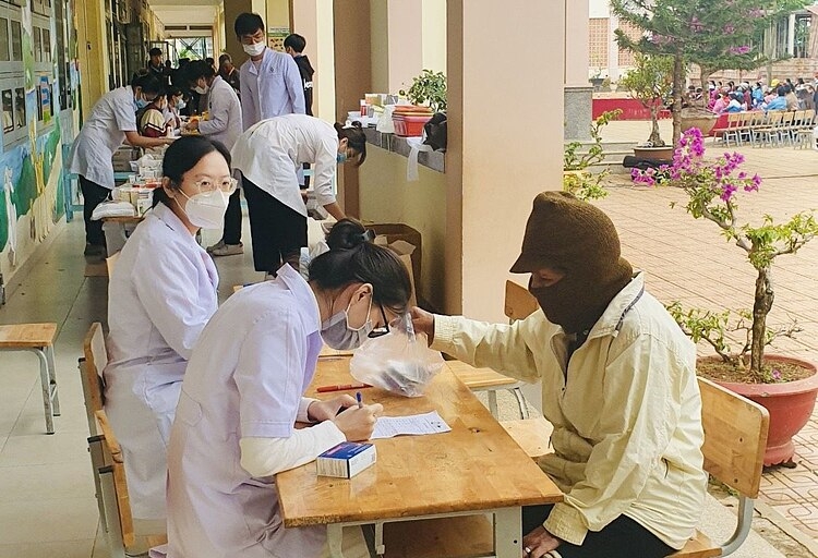 GREEN+ tài trợ 100 triệu đồng tổ chức khám và phát thuốc miễn phí tại Tân Châu - Di Linh - Lâm Đồng