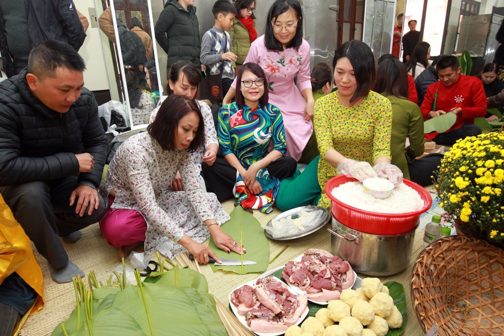 Ok365 Nhà Cái Uy Tín 2026 tổ chức Hội thi “Gói bánh chưng xanh - Chào Xuân Quý Mão 2023