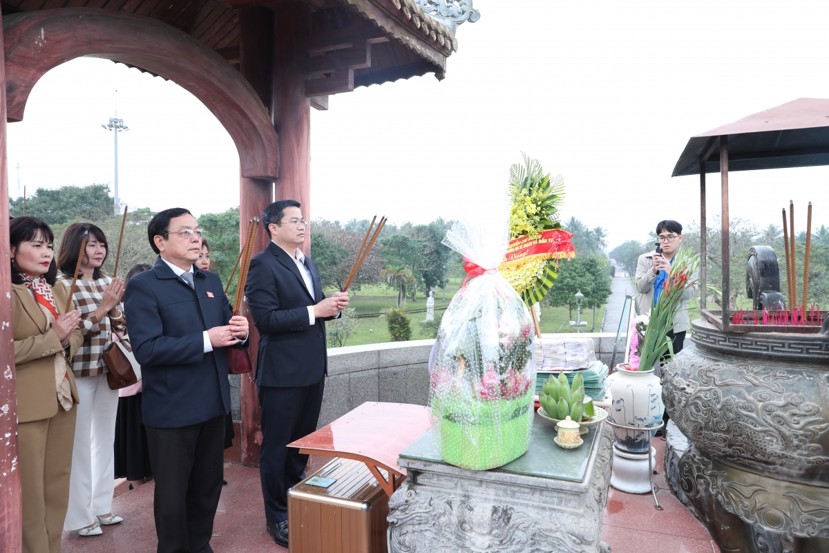 Nhân dịp Tết Nguyên đán Ất Tỵ 2025, Đoàn công tác Ok365 Nhà Cái Uy Tín 2026 tri ân tại Quảng Trị