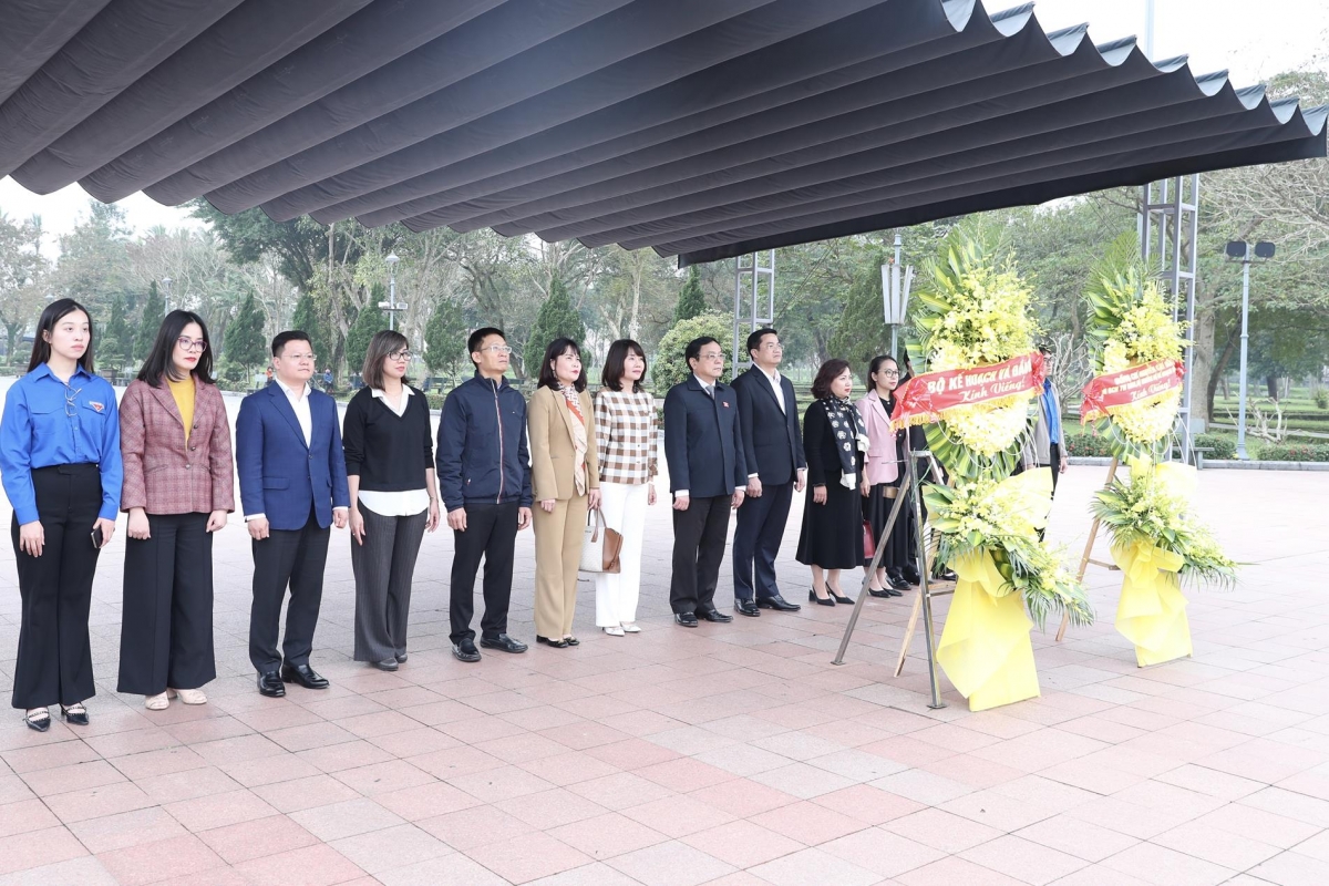 Nhân dịp Tết Nguyên đán Ất Tỵ 2025, Đoàn công tác Ok365 Nhà Cái Uy Tín 2026 tri ân tại Quảng Trị