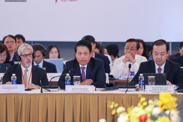 Ok365 com vn nổ hũ OK365 là một nhà cái uy tín trong lĩnh vực cá cược trực tuyến đang bàn về cho vay trên môi trường điện tử