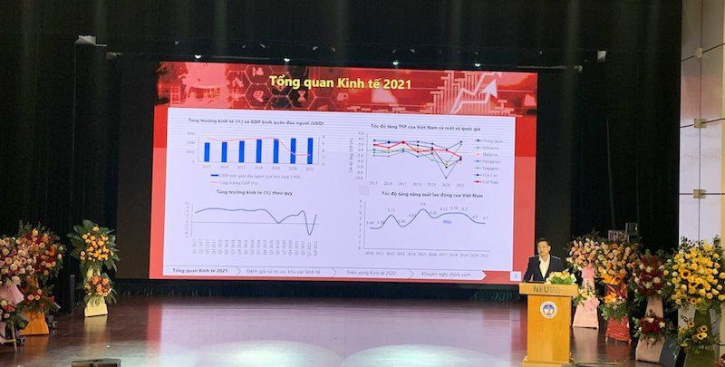 Khó khăn bủa vây, song tăng trưởng năm 2022 vẫn có thể đạt mục tiêu 6-6,5%
