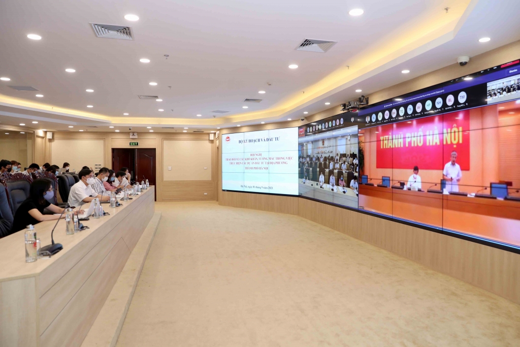 Trao đổi với TP. Hà Nội, 