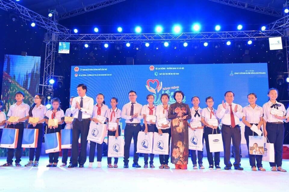 Trong 5 năm qua, anh Đinh Trọng Vỹ  đã hoạt động không ngừng để đi tới các hoàn cảnh không may trong cuộc sống