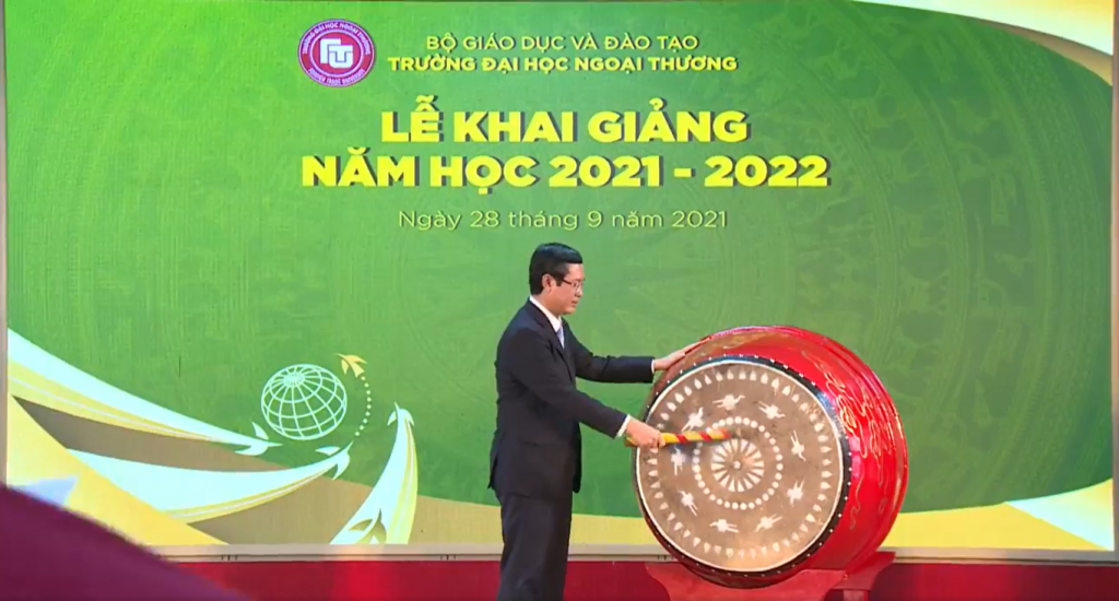 PGS, TS Nguyễn Văn Phúc -  Phó Bí thư Ban Cán sự Đảng, Thứ Trưởng Bộ Ok36512 vip phiên bản mới và Đào tạo đánh trống khai giảng năm học mới 2021-2022