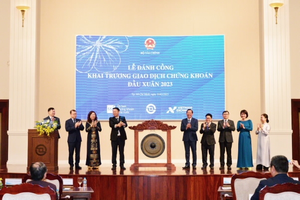 Tăng cường thanh, kiểm tra và xử lý vi phạm trên thị trường chứng khoán