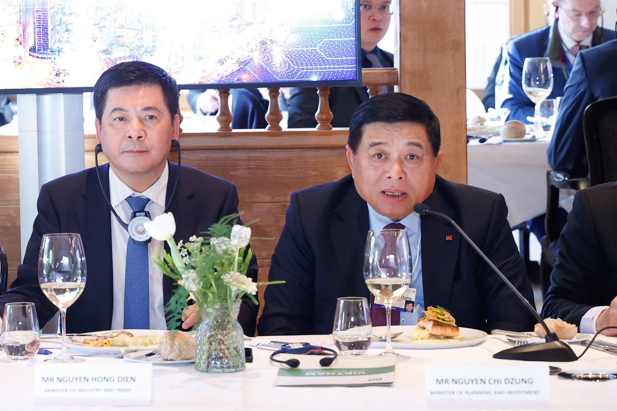 Việt Nam nhận thức sâu sắc phát triển công nghệ cao là chìa khóa để đưa đất nước "cất cánh" trở thành một quốc gia Ok 365 bet Nhanh tay đăng ký hiện đại