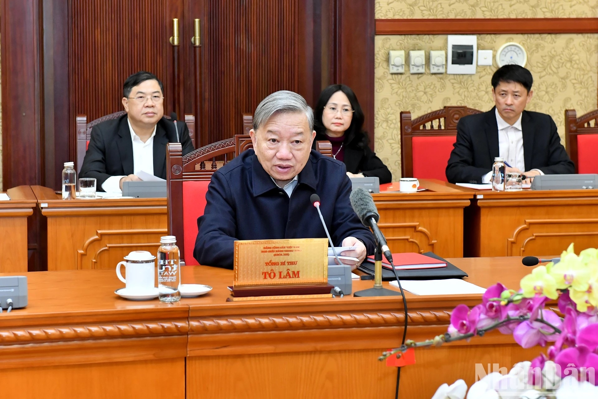 Các cơ quan, OK365 Thiên đường trò chơi điện tử top 1 Châu Á bắt tay ngay vào công việc, không để xảy ra tình trạng ăn Tết kéo dài