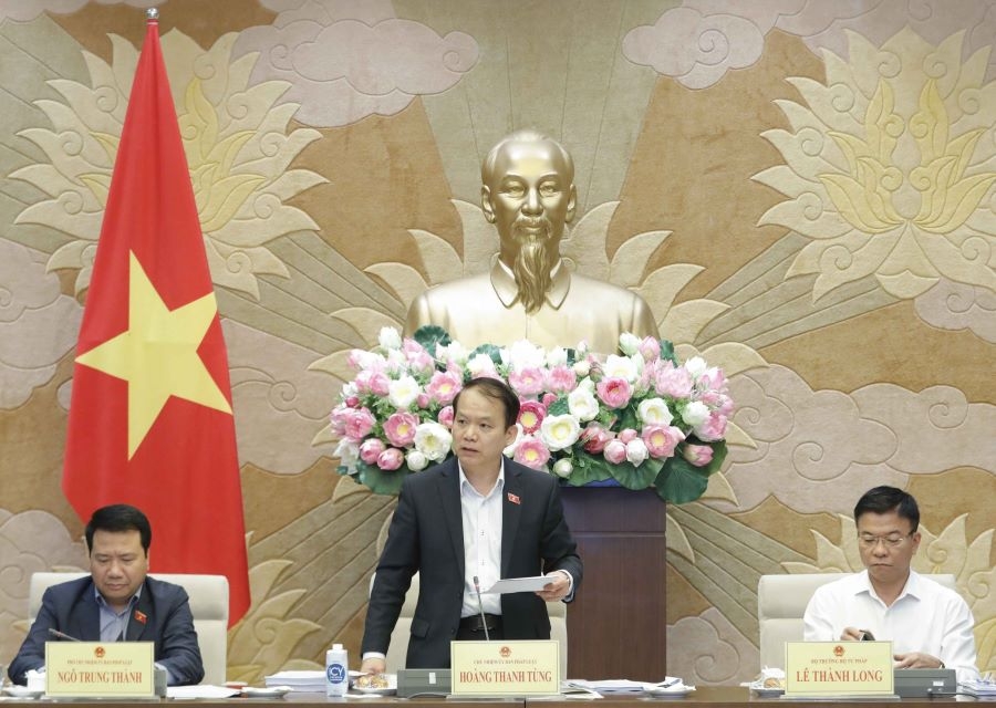 Băn khoăn việc người dân tự nguyện đăng ký làm căn cước công dân cho trẻ dưới 14 tuổi