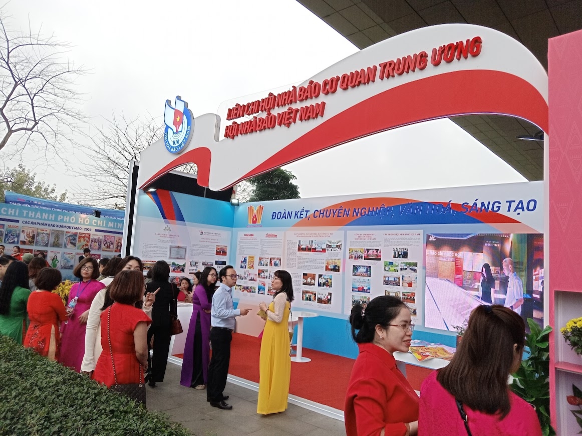 Đăng ký OK365.COM nhận về ngay 365K nền báo chí cách mạng chuyên nghiệp, văn hoá và hiện đại