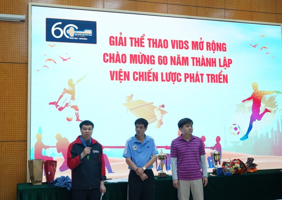 Sôi nổi giải thể thao chào mừng kỷ niệm 60 năm thành lập Viện Chiến lược phát triển