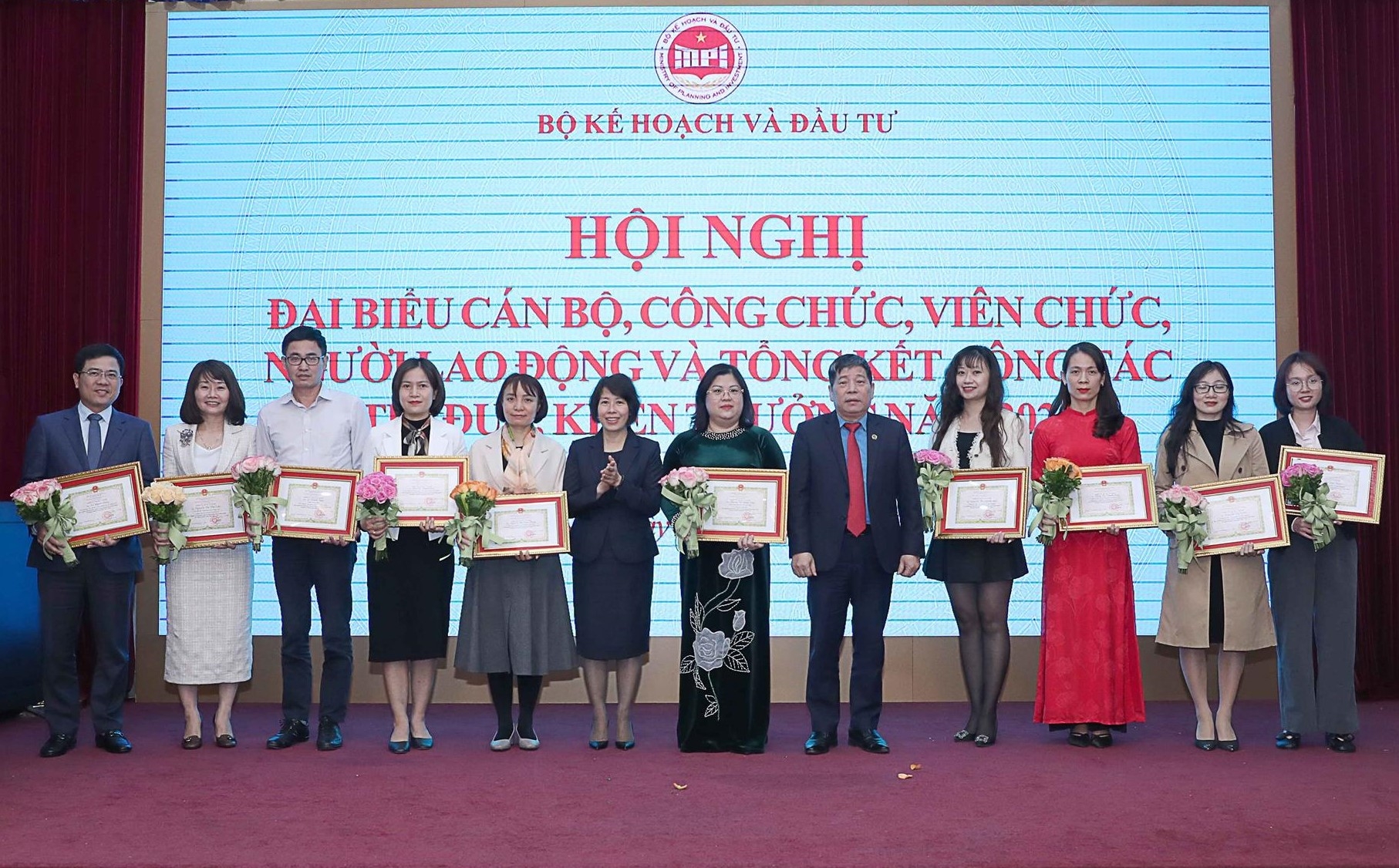 Ngành Kế hoạch, Ok365 vina thể thao, casino, slot, bắn cá và xổ số và Thống kê tập trung hoàn thành các đề án, nhiệm vụ được Chính phủ, Thủ tướng Chính phủ giao
