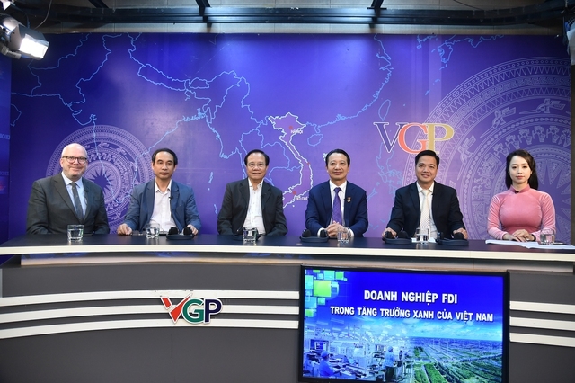 Link Nhà Cái Uy Tín 2026 | Đăng Ký +65k đã Ok365 vina thể thao, casino, slot, bắn cá và xổ số khoảng 9 tỷ USD trong các lĩnh vực liên quan đến tăng trưởng xanh