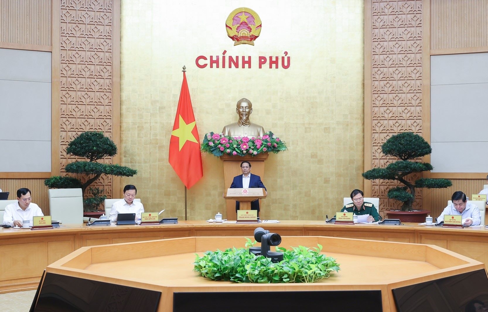 3 nhóm nhiệm vụ trọng tâm về công tác Đăng ký OK365.COM nhận về ngay 365K, hoàn thiện thể chế