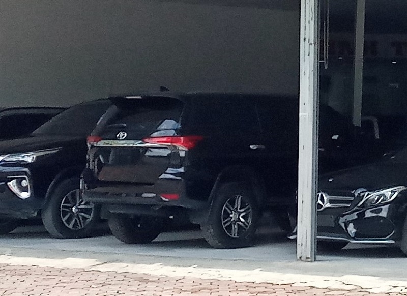 Nghi vấn sai phạm nhập khẩu ô tô dưới dạng quà biếu tặng, Tổng cục Hải quan nói gì?