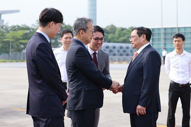 Thủ tướng Phạm Minh Chính lên đường dự Hội nghị Thượng đỉnh G7 mở rộng