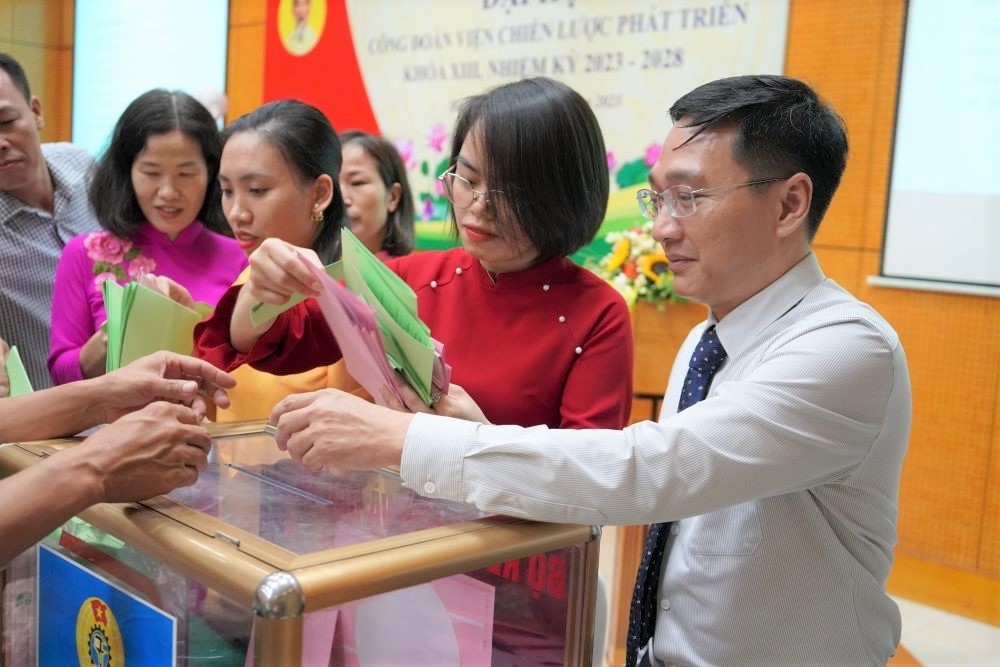 Tổ chức thành công Đại hội công đoàn Viện Chiến lược phát triển