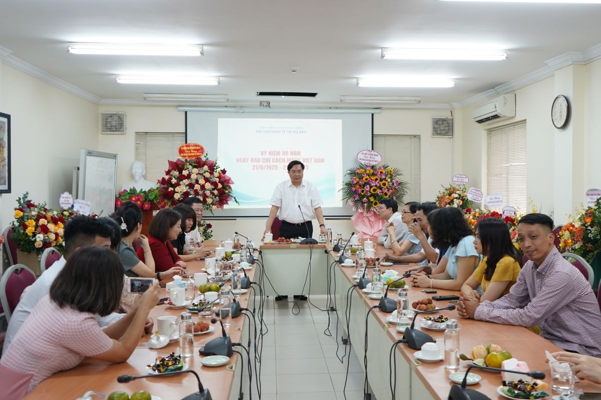 OK365 - Thiên đường trò chơi điện tử top 1 Châu Á truyền thông đa dạng về các chủ trương lớn, nhiệm vụ chính trị của Ok365 Nhà Cái Uy Tín 2026 đến người dân, Link Nhà Cái Uy Tín 2026 | Đăng Ký +65k