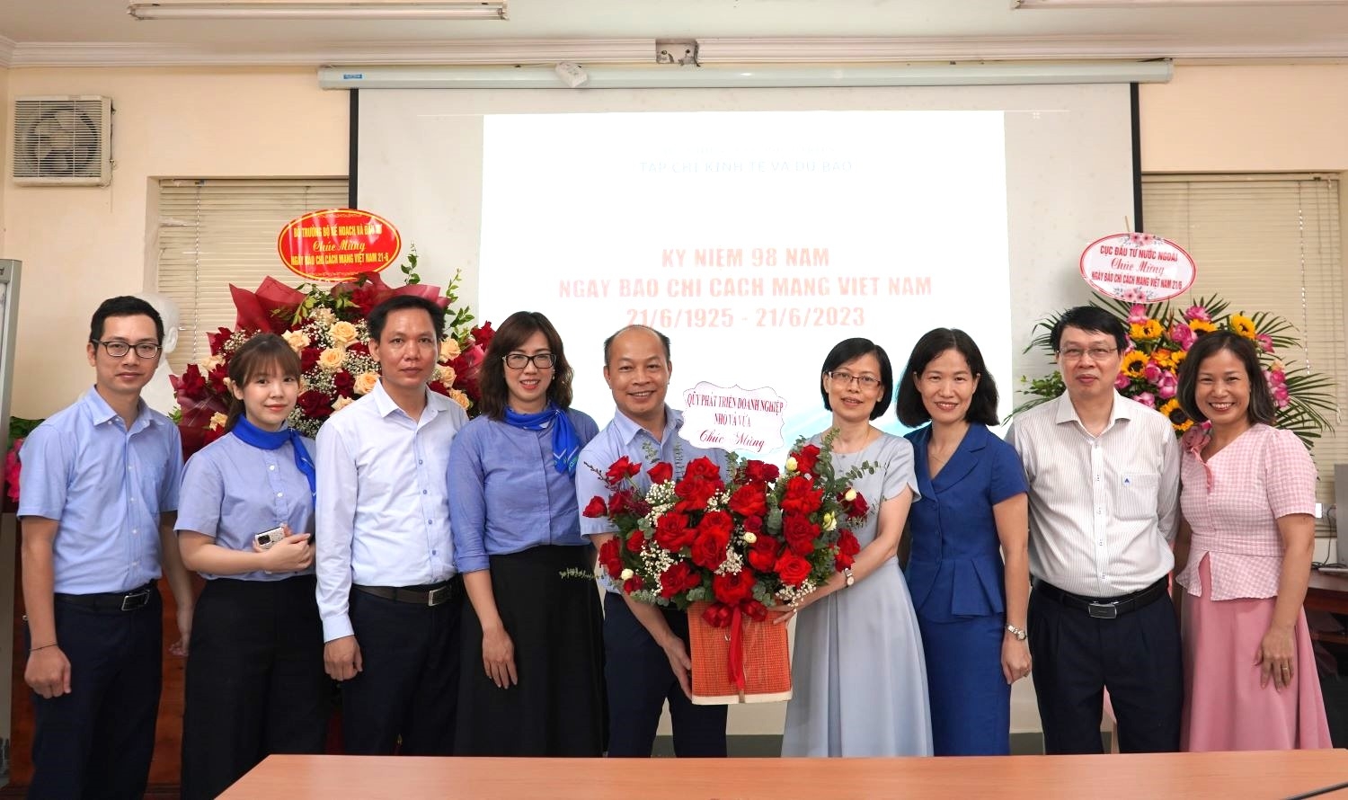 OK365 - Thiên đường trò chơi điện tử top 1 Châu Á truyền thông đa dạng về các chủ trương lớn, nhiệm vụ chính trị của Ok365 Nhà Cái Uy Tín 2026 đến người dân, Link Nhà Cái Uy Tín 2026 | Đăng Ký +65k