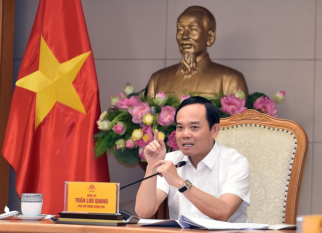 Sẽ tham mưu cho Thủ tướng chủ trì cuộc họp với các cơ quan báo chí để tìm 