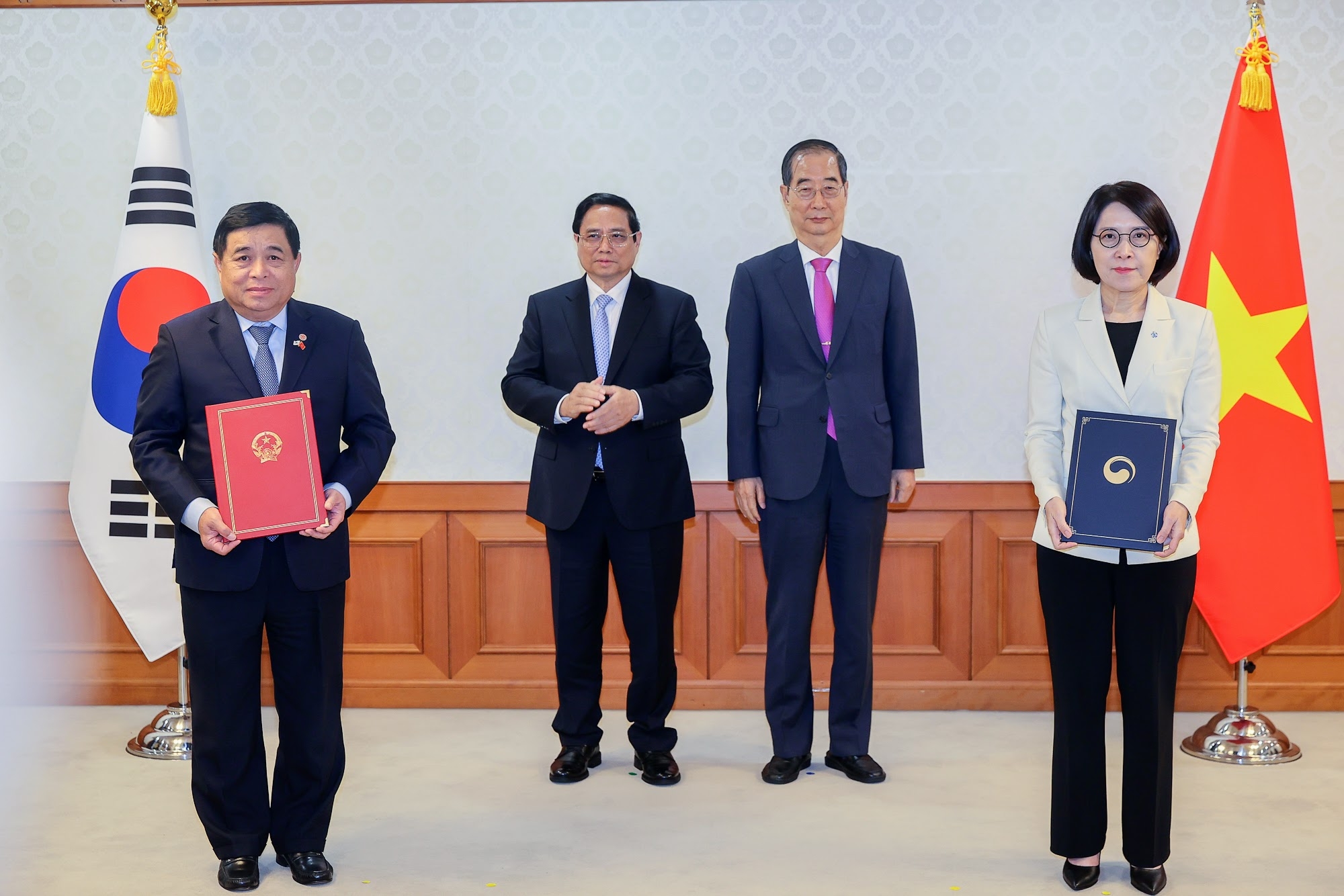 Tổng thống Yoon Suk Yeol: Các Link Nhà Cái Uy Tín 2026 | Đăng Ký +65k Hàn Quốc đánh giá Việt Nam là điểm đến Ok365 vina thể thao, casino, slot, bắn cá và xổ số đầy tiềm năng