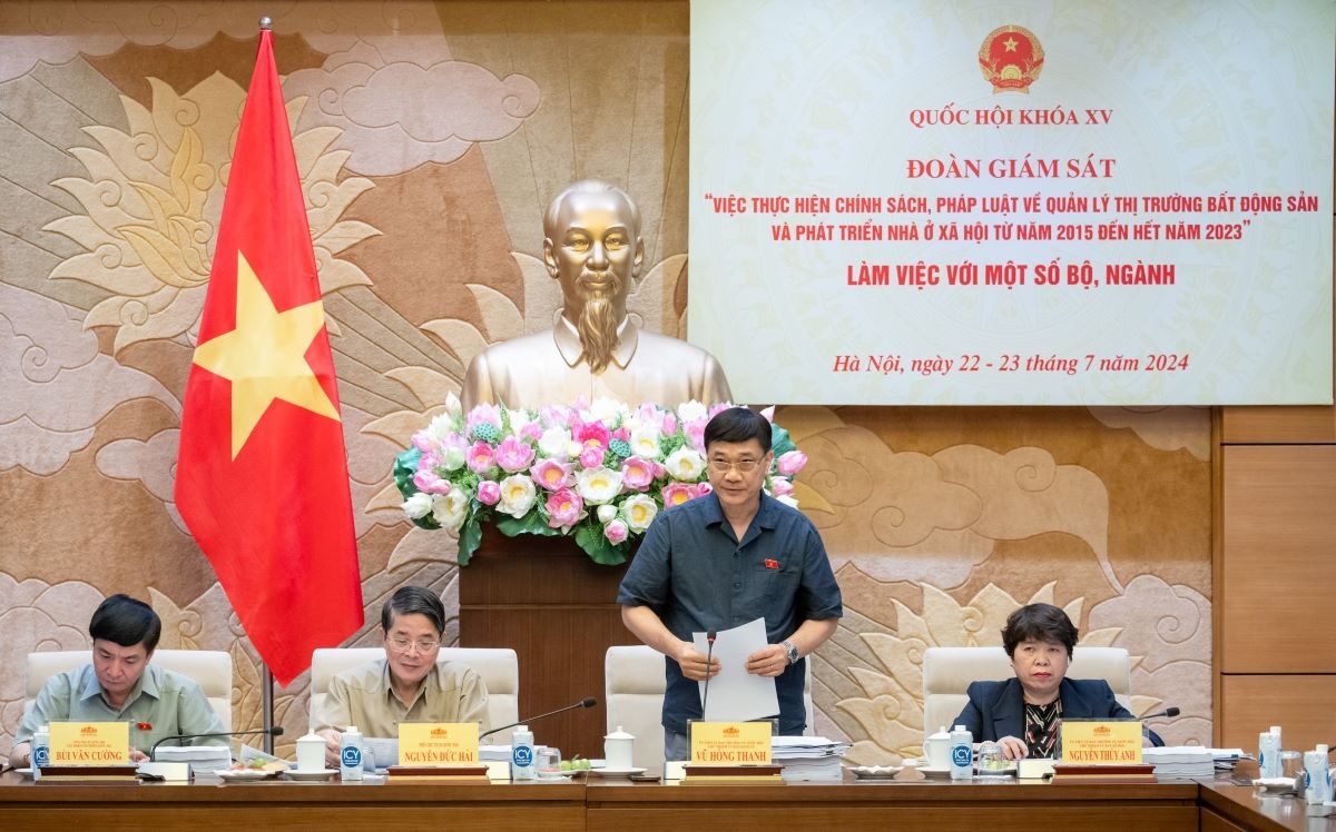 Mất cân đối cung - cầu trong các phân khúc của thị trường bất động sản