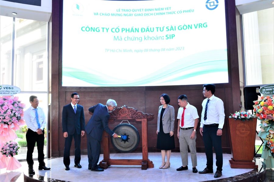 Cổ phiếu SIP chào sàn HOSE với giá tham chiếu 116.500 đồng/cổ phiếu
