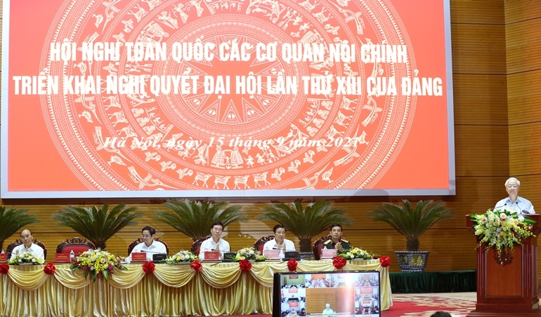 Tổng Bí thư Nguyễn Phú Trọng: Cán bộ cơ quan nội chính phải liêm, phải sạch…