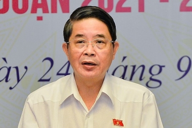 Cơ cấu lại nền kinh tế cần thực chất hơn