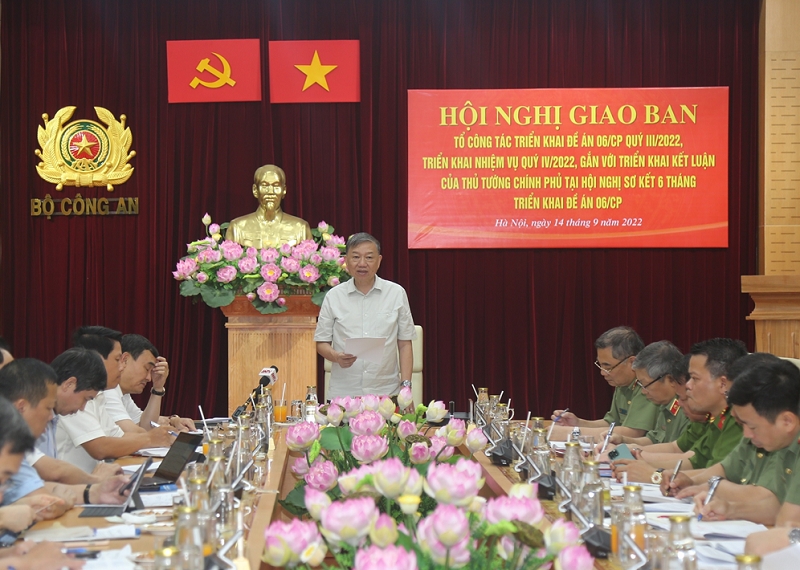 Đẩy mạnh cung cấp dịch vụ công thiết yếu trên Cổng dịch vụ công quốc gia