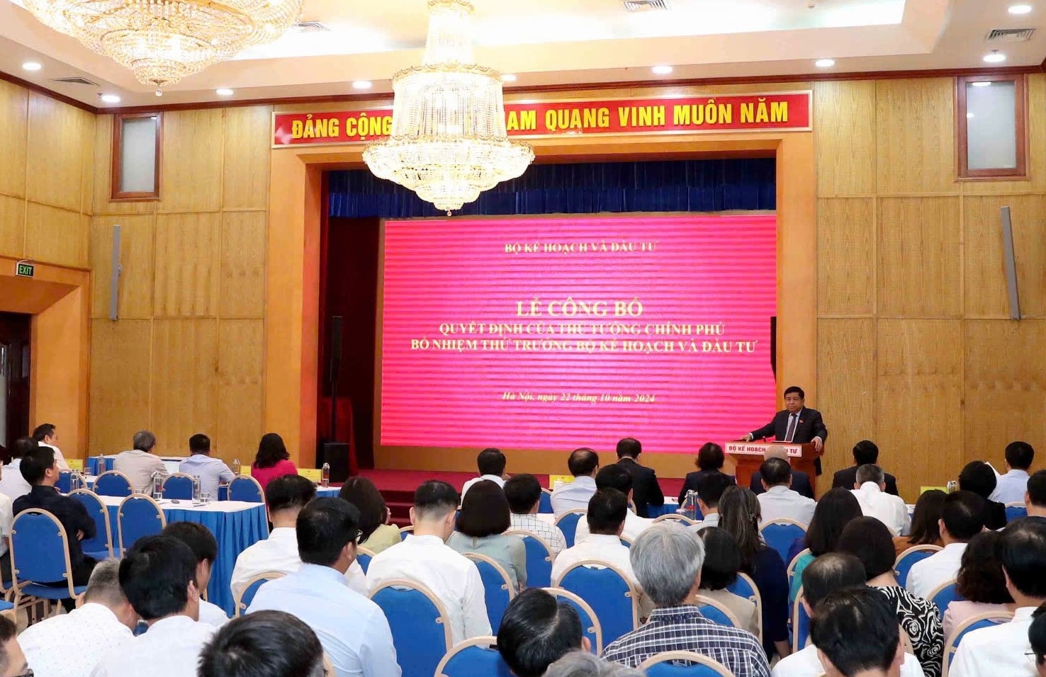Trao Ok365 com vn sòng bạc trực tuyến của Thủ tướng bổ nhiệm Thứ trưởng Ok365 Nhà Cái Uy Tín 2026  cho ông Nguyễn Đức Tâm, Bộ trưởng Nguyễn Chí Dũng chia sẻ nhiều tâm huyết