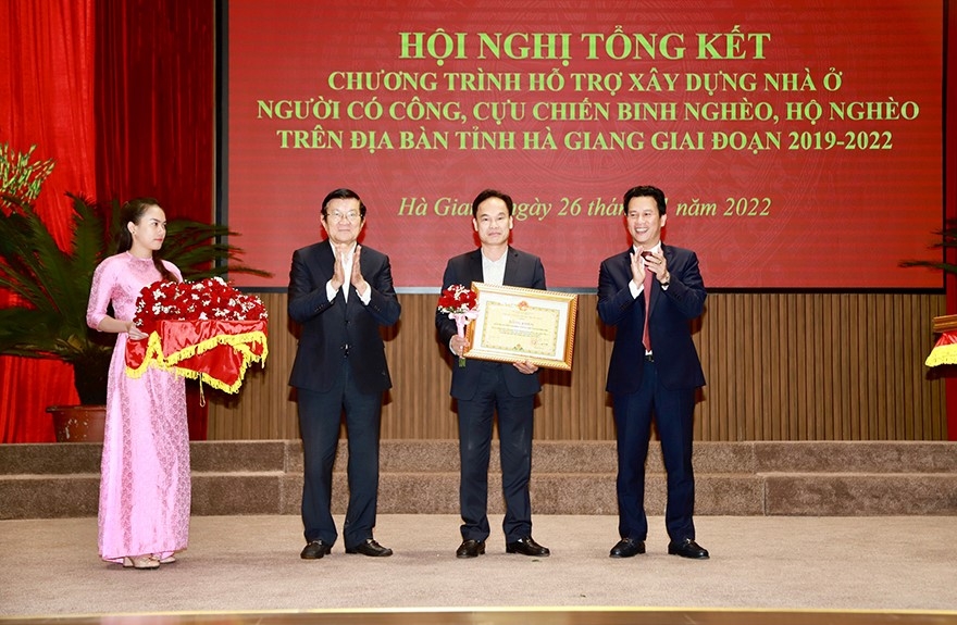 Agribank đồng hành cùng hỗ trợ Đăng ký OK365.COM nhận về ngay 365K nhà ở cho người có công, cựu chiến binh nghèo, hộ nghèo có khó khăn về nhà ở trên địa bàn Hà Giang