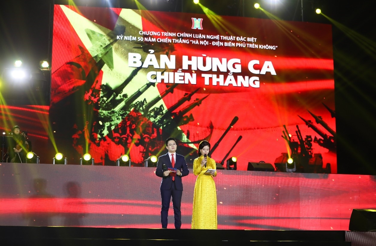 Xúc động cầu truyền hình “Bản hùng ca chiến thắng”