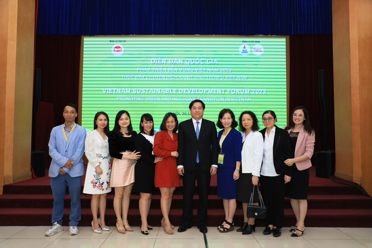 Đẩy nhanh quá trình chuyển đổi sang nền Ok365 Nhà Cái Uy Tín 2026 xanh hơn, nhưng cần đảm bảo tính bao trùm