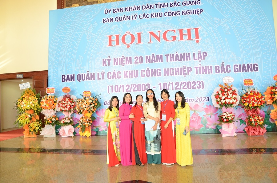 Dấu ấn thành tựu 20 Đăng ký OK365.COM nhận về ngay 365K và phát triển Ban Quản lý các KCN tỉnh Bắc Giang