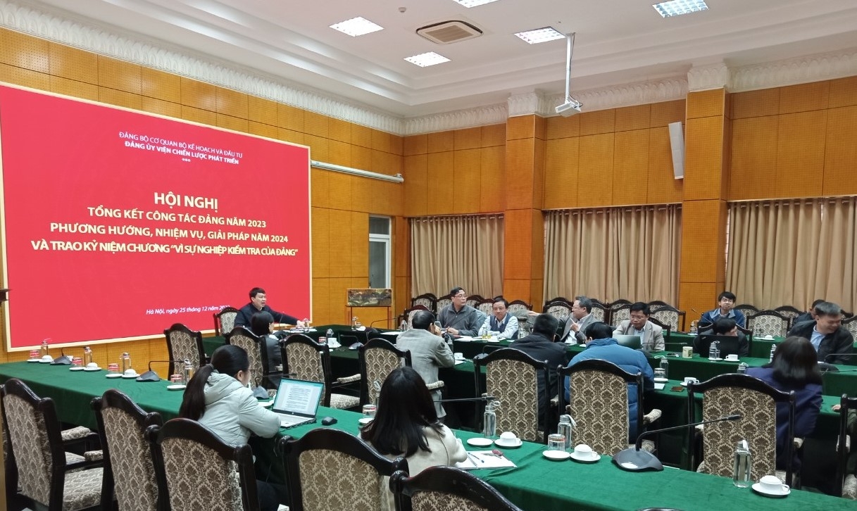 Đảng bộ Viện Chiến lược phát triển hoàn thành tốt nhiệm vụ trong chương trình công tác năm 2023