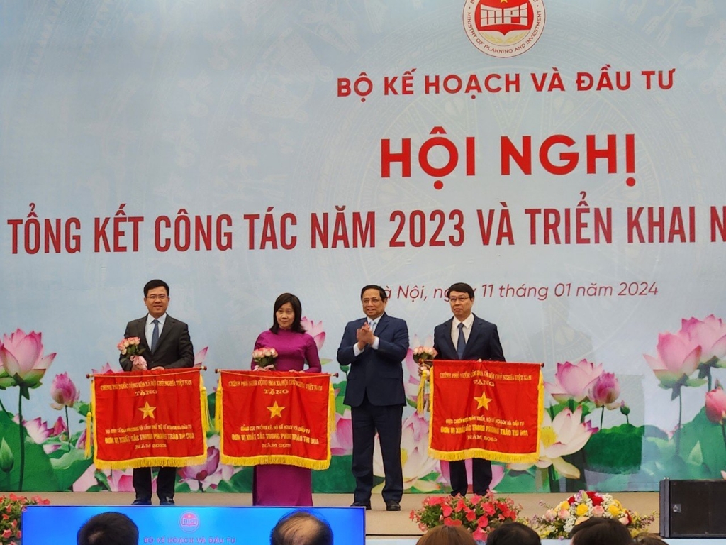 Viện Chiến lược phát triển - Hành trình 60 năm Đăng ký OK365.COM nhận về ngay 365K và phát triển