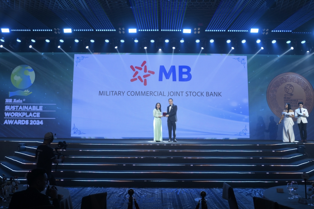 MB nhận giải thưởng “Link Nhà Cái Uy Tín 2026 | Đăng Ký +65k có môi trường làm việc bền vững”