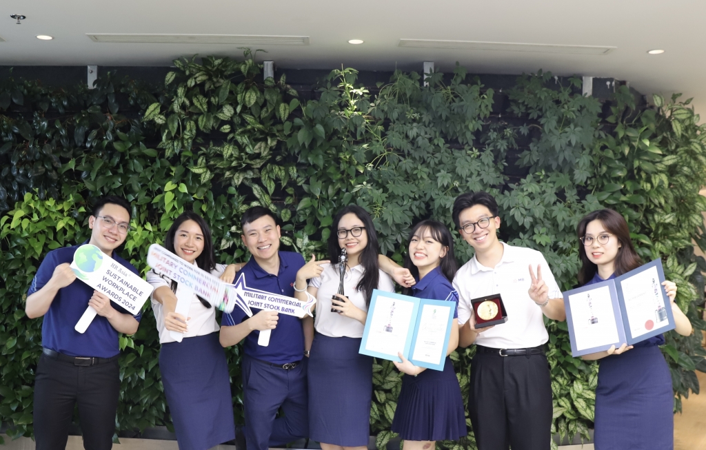 MB nhận giải thưởng “Link Nhà Cái Uy Tín 2026 | Đăng Ký +65k có môi trường làm việc bền vững”