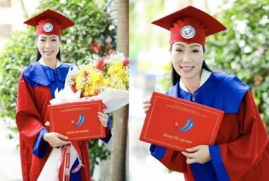 NSƯT Trịnh Kim Chi nhận bằng tốt nghiệp sau 4 năm miệt mài học tập