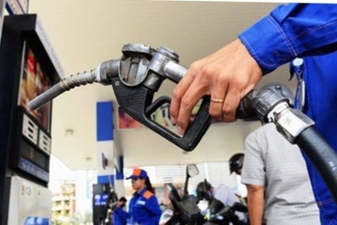 Giá xăng giữ nguyên sau 3 kỳ điều chỉnh liên tiếp