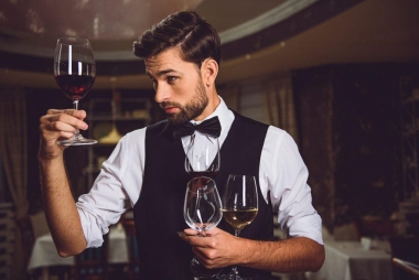 Cần có gì để trở thành một sommelier chuyên nghiệp?