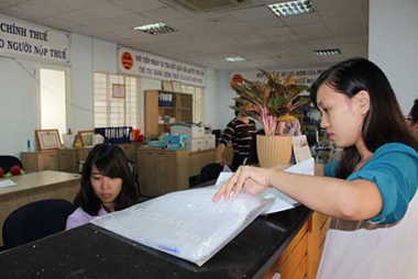 Tại sao thu thuế thì nhanh, mà hoàn thuế thì lại chậm?