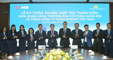 Chung tầm nhìn tiên phong chuyển đổi số, Vietnam Airlines và MB hợp tác toàn diện