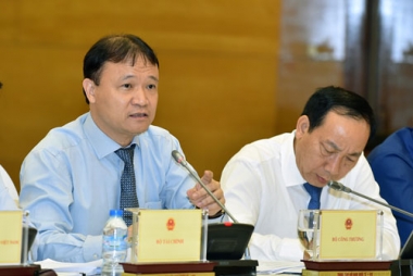 Tăng giá xăng như hôm nay là  điều không ai muốn!