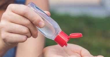Chọn lựa Gel rửa tay sát khuẩn sao cho an toàn